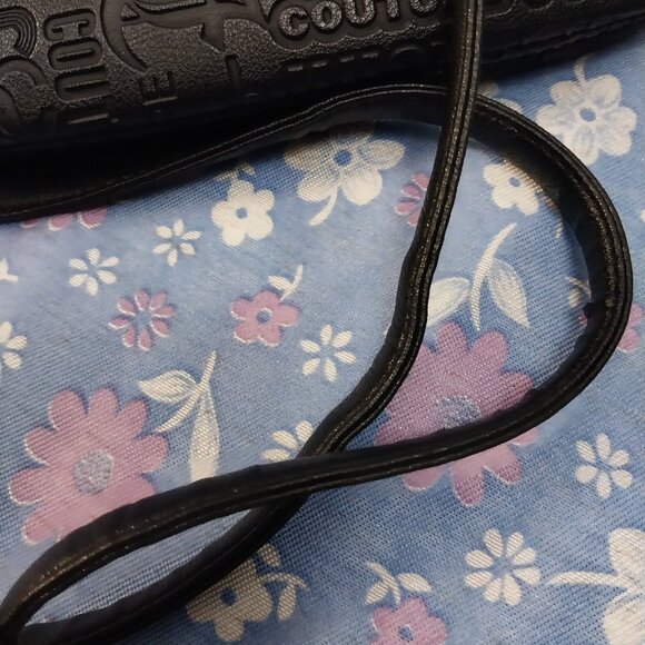 3195 Small Black Juicy Couture Crossbody Bag Purse. In Excellent Condition. - Picture 7 of 15